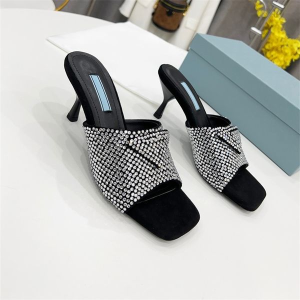 30% off 2022 sandals winter house slippers fur warm casual flats slip-on female slides cozy home furry flip flops platform designer women sl, Black
30% off 2022 sandals winter house slippers fur warm casual flats slip-on female slides cozy home furry flip flops platform designer women sl, Black