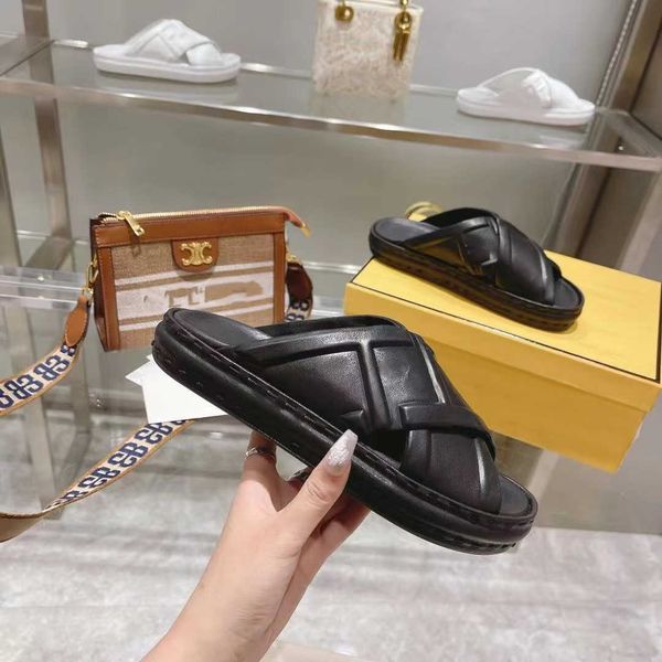 with box men women fashion slippers luxury slides summer flat slipper trendy leather rubber sandal mens beach slide 0403, Black
with box men women fashion slippers luxury slides summer flat slipper trendy leather rubber sandal mens beach slide 0403, Black