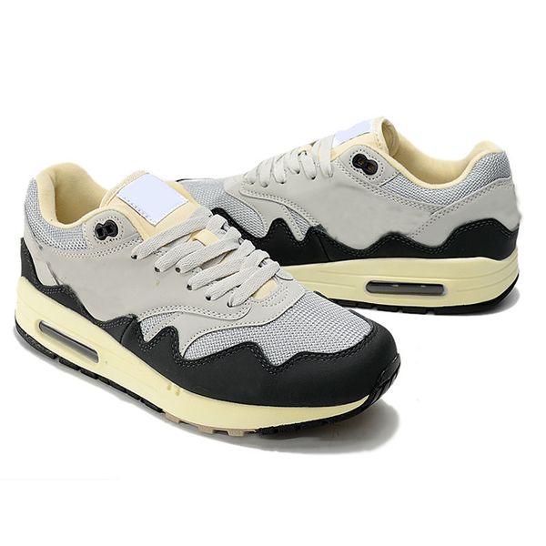men running shoes patta waves monarch noise aqua black rush maroon beige grey cactus baroque brown mens trainers women sneakers eur 36-45
men running shoes patta waves monarch noise aqua black rush maroon beige grey cactus baroque brown mens trainers women sneakers eur 36-45