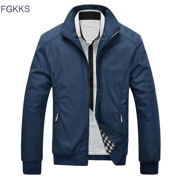 fgkks new spring jacket men fashion casual loose mens jacket sportswear bomber jacket mens jackets and coats male t200502, Black;brown
fgkks new spring jacket men fashion casual loose mens jacket sportswear bomber jacket mens jackets and coats male t200502, Black;brown