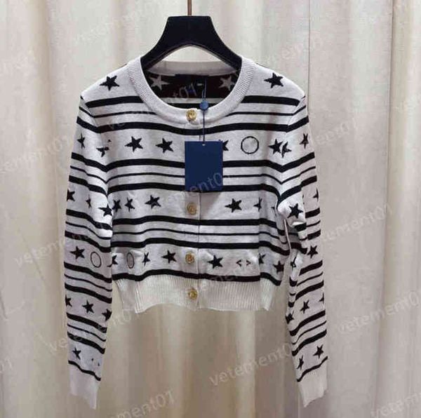fashion womens sweaters striped panel long sleeve design high stretch button cardigan sweater luxury brand designer sweaters women clothes, White;black
fashion womens sweaters striped panel long sleeve design high stretch button cardigan sweater luxury brand designer sweaters women clothes, White;black