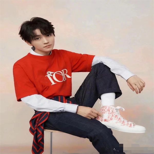 designer tide t-shirt chest letters laminated printing short sleeve high street loose oversized casual t-shirt 100% cotton men's and wo, White;black
designer tide t-shirt chest letters laminated printing short sleeve high street loose oversized casual t-shirt 100% cotton men's and wo, White;black