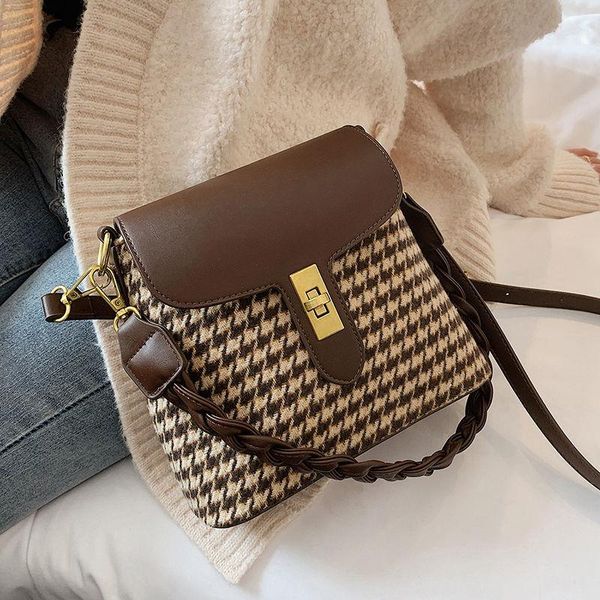 evening bags retro woollen cloth high-end women's small messenger bag fashion versatile bucket for girls ladies hand
evening bags retro woollen cloth high-end women's small messenger bag fashion versatile bucket for girls ladies hand