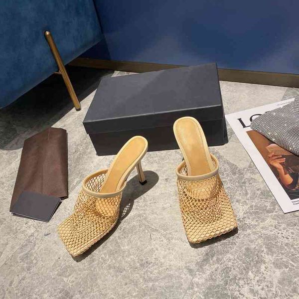 slippers shoes woman high heel thin toe slippers round gold metal chain ankle strap air meah zapatos de mujer wa2x, Black
slippers shoes woman high heel thin toe slippers round gold metal chain ankle strap air meah zapatos de mujer wa2x, Black