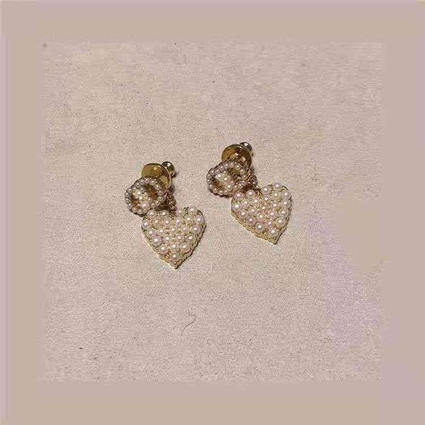factory wholesale 2022 full diamond letter peach heart pearl earrings 925 silver needle, Golden
factory wholesale 2022 full diamond letter peach heart pearl earrings 925 silver needle, Golden