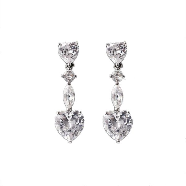 2022 european and american chandelier high-end new emerald zircon peach heart earrings inlaid sea blue jewelry for women, Silver
2022 european and american chandelier high-end new emerald zircon peach heart earrings inlaid sea blue jewelry for women, Silver