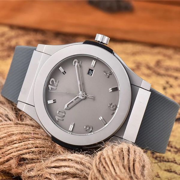 men's watch automatic mechanical premium business watch 40mm water resistant, Slivery;brown
men's watch automatic mechanical premium business watch 40mm water resistant, Slivery;brown