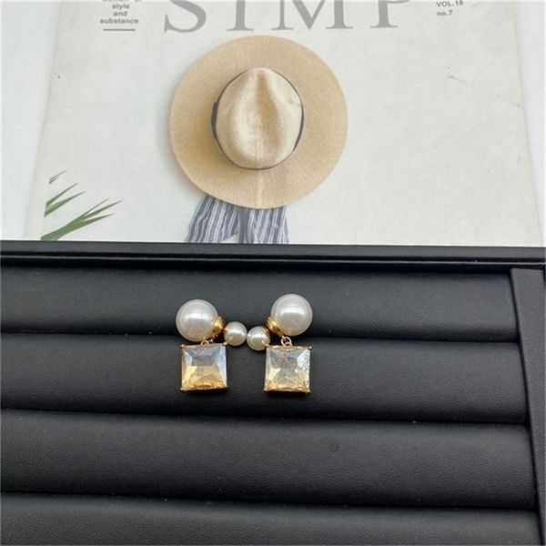 2022 20% off designer jewelry d family's new high-grade light luxury diamond inlaid pearl earrings female autumn and korean temperament, Golden
2022 20% off designer jewelry d family's new high-grade light luxury diamond inlaid pearl earrings female autumn and korean temperament, Golden