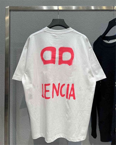 hip hop fashion designer t shirt high version 22ss new front embroidered letter printing couple's back bb luminous graffiti short sleev, White;black
hip hop fashion designer t shirt high version 22ss new front embroidered letter printing couple's back bb luminous graffiti short sleev, White;black