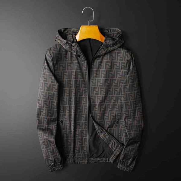 2022 new style personalized printed hooded et thin men's coat large, Black;brown 
2022 new style personalized printed hooded et thin men's coat large, Black;brown