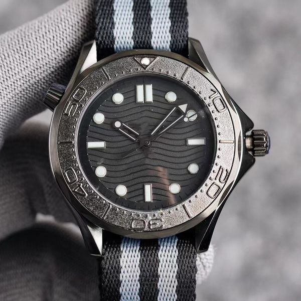watches black waterproof 300m diving watch famous brand watch imported mechanical movement 42mm stainless steel case strap luminous c1, Slivery;brown
watches black waterproof 300m diving watch famous brand watch imported mechanical movement 42mm stainless steel case strap luminous c1, Slivery;brown