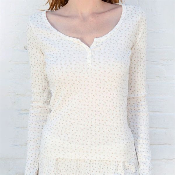 vintage floral print slim t-shirt women summer sweet cute button o neck long sleeve retro chic boho cotton t shirt 220425, White
vintage floral print slim t-shirt women summer sweet cute button o neck long sleeve retro chic boho cotton t shirt 220425, White