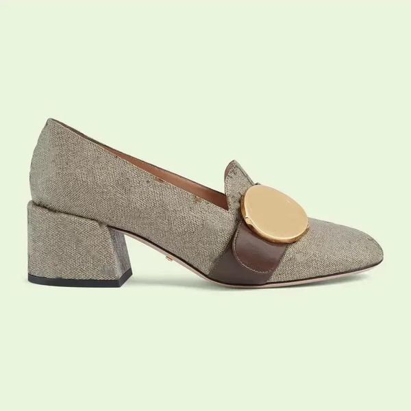 2022 blonde women's mid-heel pump dress shoes black leather gold-toned hardware round interlocking detail new shoes 35-42
2022 blonde women's mid-heel pump dress shoes black leather gold-toned hardware round interlocking detail new shoes 35-42