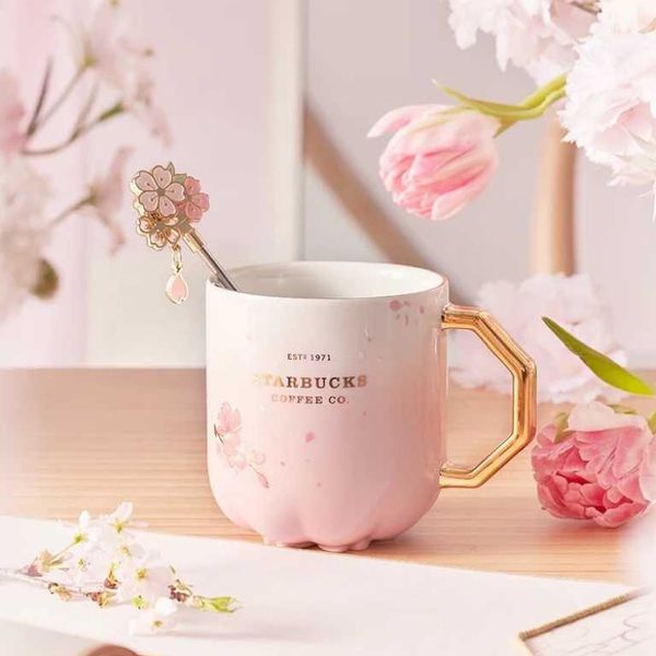 2022 starbucks cup cherry blossom season cherry blossom shape mixing mug 400ml
2022 starbucks cup cherry blossom season cherry blossom shape mixing mug 400ml