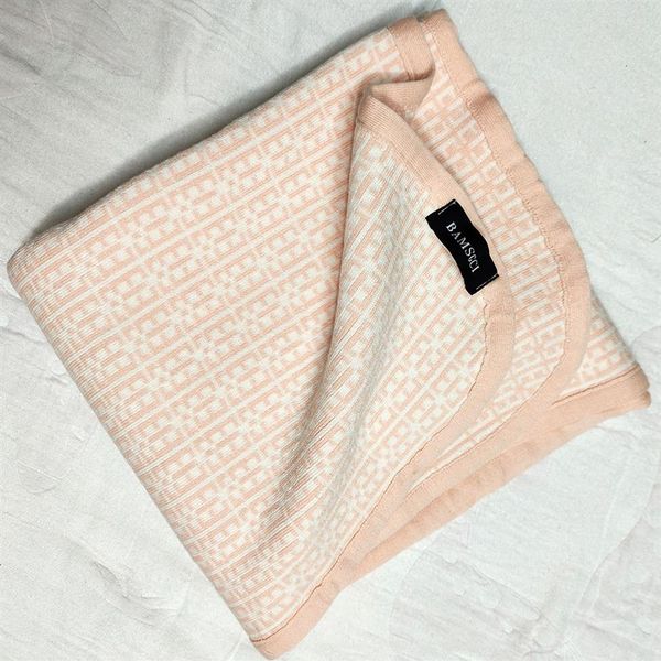 new 2021 fashion high-quality letter style kids newborn baby bath towel wrap cotton new born baby boy girl blankets272t
new 2021 fashion high-quality letter style kids newborn baby bath towel wrap cotton new born baby boy girl blankets272t