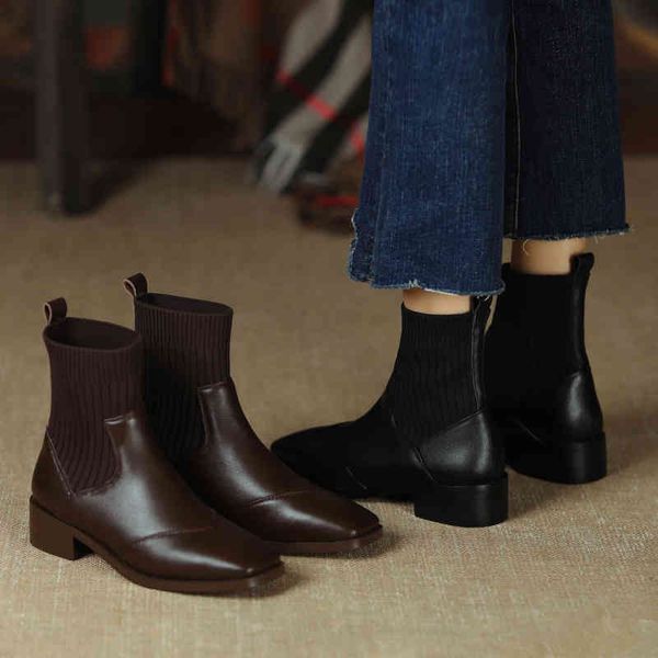 boots autumn and winter simple square head thick heel short boots comfortable splicing knitted sleeve temperament fashion 57ge, Black
boots autumn and winter simple square head thick heel short boots comfortable splicing knitted sleeve temperament fashion 57ge, Black