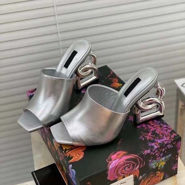 designer high heels thick heel fish mouth sandals 2022 summer new metal medium heel outdoor wear all-match net red one word slippers09, Black
designer high heels thick heel fish mouth sandals 2022 summer new metal medium heel outdoor wear all-match net red one word slippers09, Black