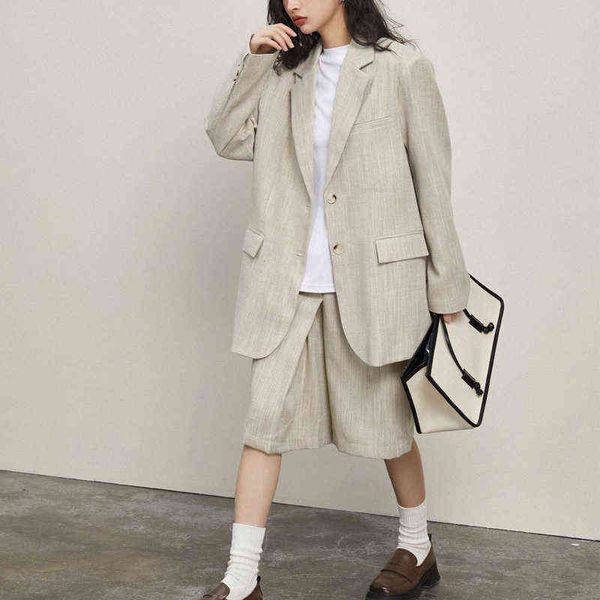 spring summer women casual solid color single breasted pocket decorative large loose oversized jacket j220813, White;black
spring summer women casual solid color single breasted pocket decorative large loose oversized jacket j220813, White;black
