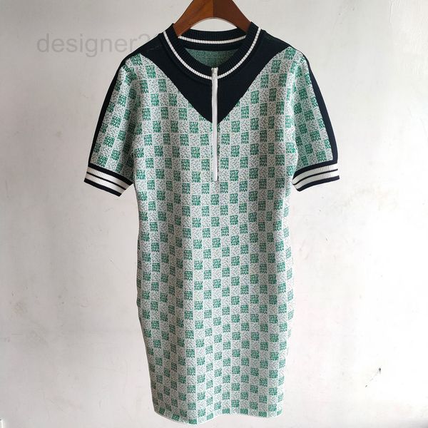casual dresses designer 2022 early autumn women's new round neck zipper plaid short sleeve pullover slim knit dress ybzn, Black;gray
casual dresses designer 2022 early autumn women's new round neck zipper plaid short sleeve pullover slim knit dress ybzn, Black;gray