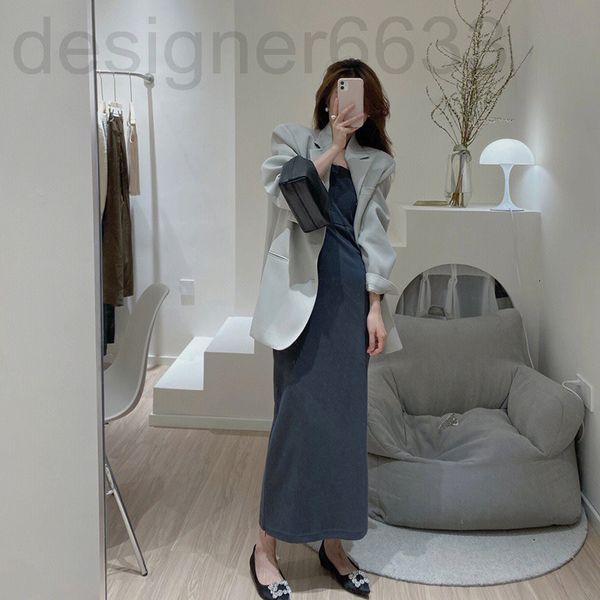 casual dresses designer 10282# early spring female cool wind light mature royal sister suit temperament suspender dress khke, Black;gray
casual dresses designer 10282# early spring female cool wind light mature royal sister suit temperament suspender dress khke, Black;gray