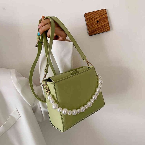 diana advanced sense niche design pearl 2022 new fashion foreign style broadband messenger women's bag luxury designer
diana advanced sense niche design pearl 2022 new fashion foreign style broadband messenger women's bag luxury designer