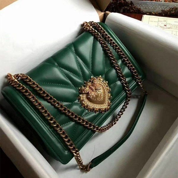 vintage design style shoulder bag multifunctional luxury pearl buckle leather handbag women metal chain fashion versatile tote, crossbody ba
vintage design style shoulder bag multifunctional luxury pearl buckle leather handbag women metal chain fashion versatile tote, crossbody ba