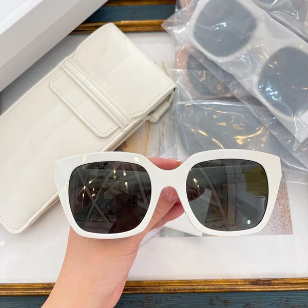 sunglasses fashion ins net red same men and women big frame square retro luxury brand sunglasses outdoor sports driving fishing cycling glas, White;black
sunglasses fashion ins net red same men and women big frame square retro luxury brand sunglasses outdoor sports driving fishing cycling glas, White;black