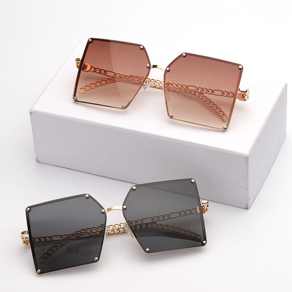 2022 luxury classic square sunglasses fashion womens designer sun glasses eyewear brand metal glass lens with box, White;black
2022 luxury classic square sunglasses fashion womens designer sun glasses eyewear brand metal glass lens with box, White;black