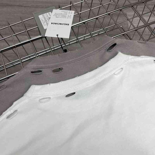 2022 designer bal t shirt high end european goods paris spring and summer new b home burned flowers holes letter printing round neck short s, White;black
2022 designer bal t shirt high end european goods paris spring and summer new b home burned flowers holes letter printing round neck short s, White;black