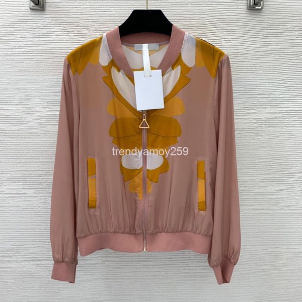 women's jackets quality women's 100% silk contrast printed mock neck jacket thin long sleeve zipper, Black;brown
women's jackets quality women's 100% silk contrast printed mock neck jacket thin long sleeve zipper, Black;brown