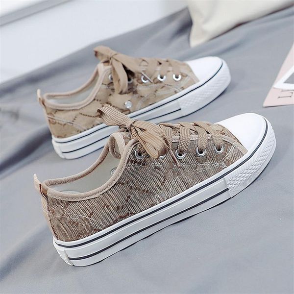 2022 new brand spring fashion men women casual shoes suede leather platform sneakers ladies white trainers chaussure femme zapatos199r
2022 new brand spring fashion men women casual shoes suede leather platform sneakers ladies white trainers chaussure femme zapatos199r