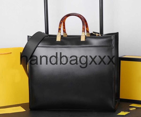 handbag classic flower fend designer leather bags wholesale handbags men women universal shoulder letter decoration large capacity crossbody
handbag classic flower fend designer leather bags wholesale handbags men women universal shoulder letter decoration large capacity crossbody