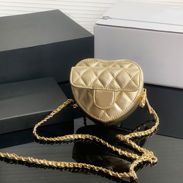 2022ss 22p womens designer heart quilted mini vanity with chain bags gold hardware crossbody shoulder bust waist coin purse outdoor sport
2022ss 22p womens designer heart quilted mini vanity with chain bags gold hardware crossbody shoulder bust waist coin purse outdoor sport