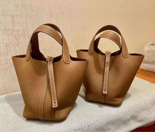 2022 vegetable new basket genuine leather bucket large capacity hand-held bride korean cowhide hand-held mother
2022 vegetable new basket genuine leather bucket large capacity hand-held bride korean cowhide hand-held mother
