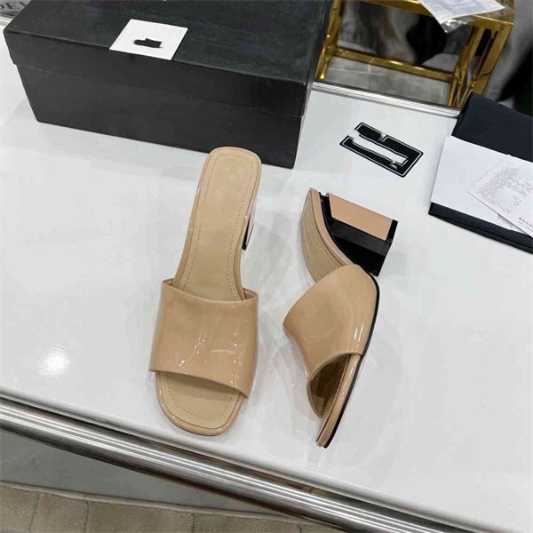 luxury designer beach shoes leather beachs sandals letter cc slippers outdoor women channels ghggfgdgd
luxury designer beach shoes leather beachs sandals letter cc slippers outdoor women channels ghggfgdgd