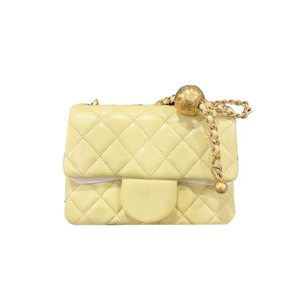 designer bags light yellow flap bag metal ball with adjustable chain length crossbody underarm 18cm
designer bags light yellow flap bag metal ball with adjustable chain length crossbody underarm 18cm
