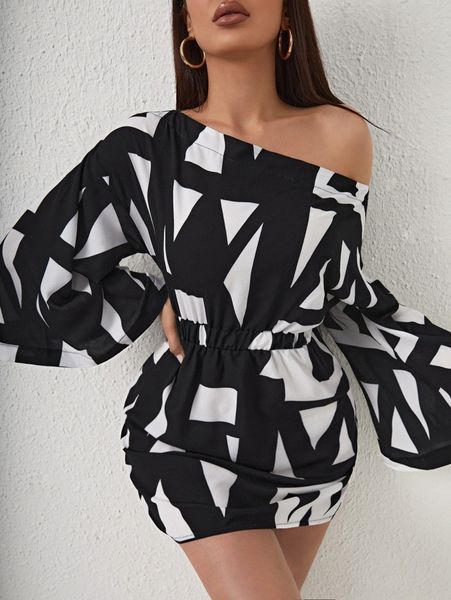 geo print trumpet sleeve dress c2xa#, Black;gray
