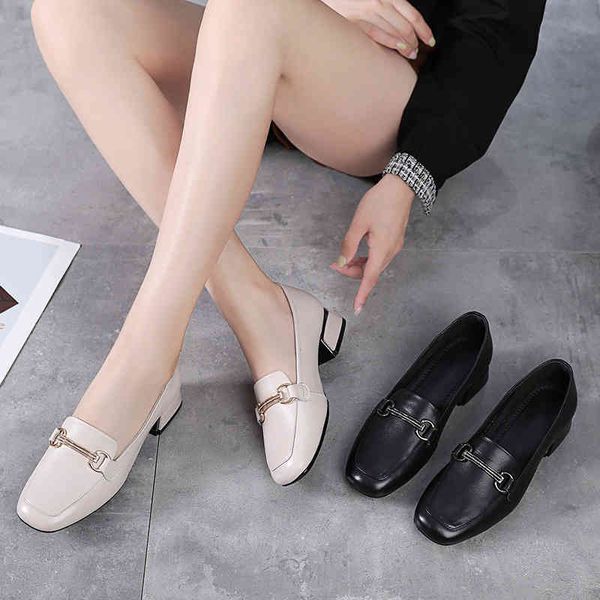 dress shoes leather thick heel spring and autumn low middle mouth square head shoes women's single large 41-43 5mzk, Black
dress shoes leather thick heel spring and autumn low middle mouth square head shoes women's single large 41-43 5mzk, Black