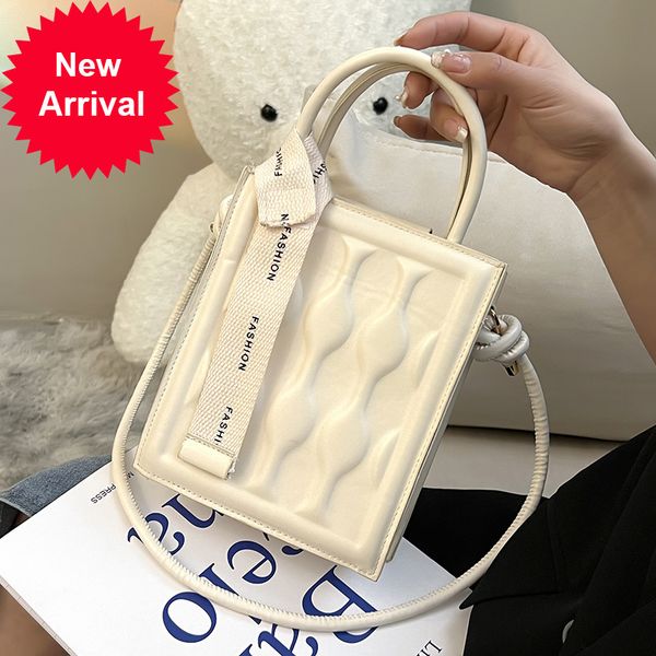 tide brand wholesale online women's 2022 new portable with sense of versatile small fashion trend shoulder crossbody bags
tide brand wholesale online women's 2022 new portable with sense of versatile small fashion trend shoulder crossbody bags