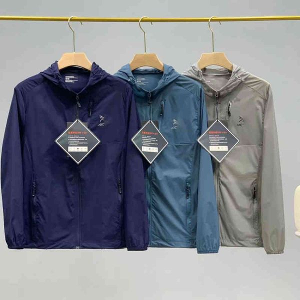 selling men's hooded jacket arc 2022 new outdoor leisure sports thin coat uv protection windproof loose zipper jackets t0, Black;brown
selling men's hooded jacket arc 2022 new outdoor leisure sports thin coat uv protection windproof loose zipper jackets t0, Black;brown