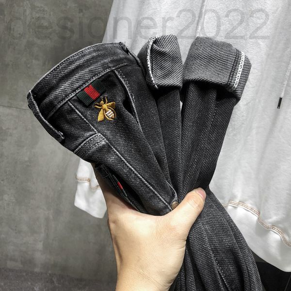 men's jeans designer step into men's jeans, small feet, slim fit, autumn and winter embroidery, little bee k8tw, Blue
men's jeans designer step into men's jeans, small feet, slim fit, autumn and winter embroidery, little bee k8tw, Blue