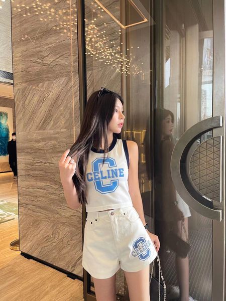 two piece dress designer ce family 22 spring and summer new c-word element denim skirt shorts series color matching vest shows thin leisure, White
two piece dress designer ce family 22 spring and summer new c-word element denim skirt shorts series color matching vest shows thin leisure, White
