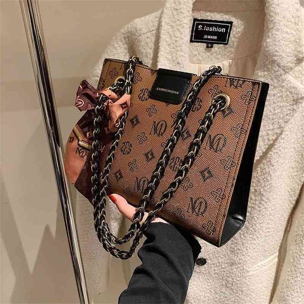 70% factory online sale live broadcast bag winter printed tote bag large capacity chain bag
70% factory online sale live broadcast bag winter printed tote bag large capacity chain bag