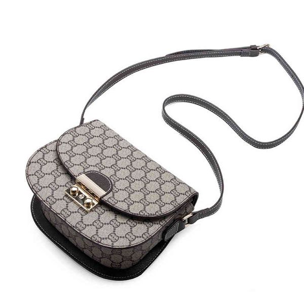 new classic printed dumpling bag and versatile temperament sling one shoulder messenger small women's bags_modelzjz7
new classic printed dumpling bag and versatile temperament sling one shoulder messenger small women's bags_modelzjz7