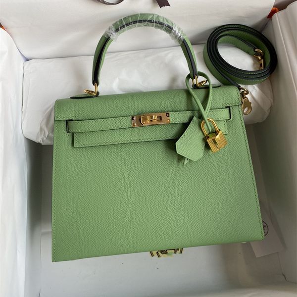 28cm brand purse luxury shoulder bag women design handbag epsom leather handmade stitching malachite avacado green etc colors wholesale pric
28cm brand purse luxury shoulder bag women design handbag epsom leather handmade stitching malachite avacado green etc colors wholesale pric