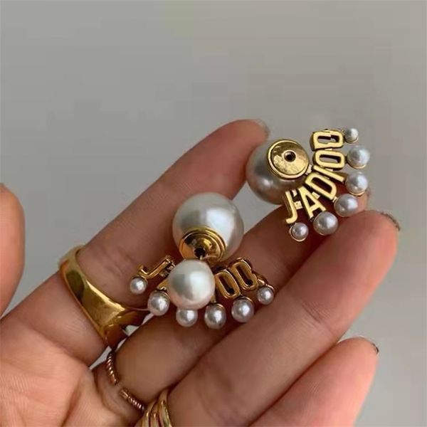 80% off outlets pair letter fan-shaped pearl earrings female fashion personality light luxury, Golden
80% off outlets pair letter fan-shaped pearl earrings female fashion personality light luxury, Golden