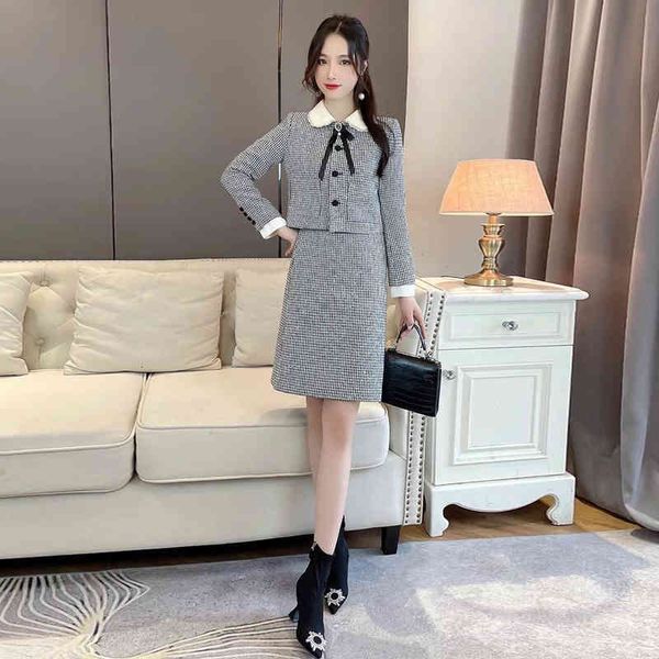 women's two piece pants celebrity women's wear style in autumn and winter of neckline bow thousand bird lattice coat hip wrap skir, White
women's two piece pants celebrity women's wear style in autumn and winter of neckline bow thousand bird lattice coat hip wrap skir, White