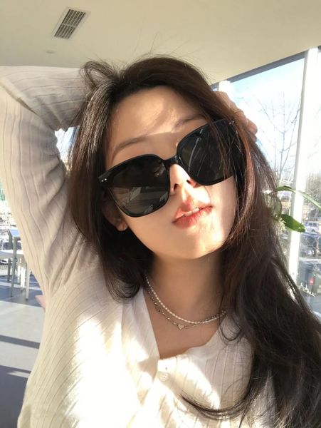 classics wholesale gm sunglass women's summer men's uv sun trendy glass big polarized fashion design ladies sun glasses, White;black
classics wholesale gm sunglass women's summer men's uv sun trendy glass big polarized fashion design ladies sun glasses, White;black