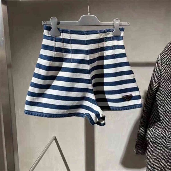 women's shorts striped high waist denim shorts women's french minority summer casual pants loose wide leg, White;black
women's shorts striped high waist denim shorts women's french minority summer casual pants loose wide leg, White;black