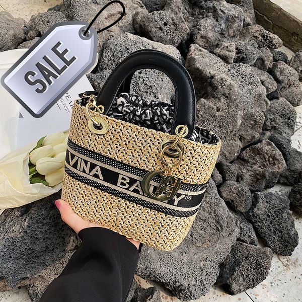 2022 summer portable small shoulder wholesale s new fashion all match handbags
2022 summer portable small shoulder wholesale s new fashion all match handbags